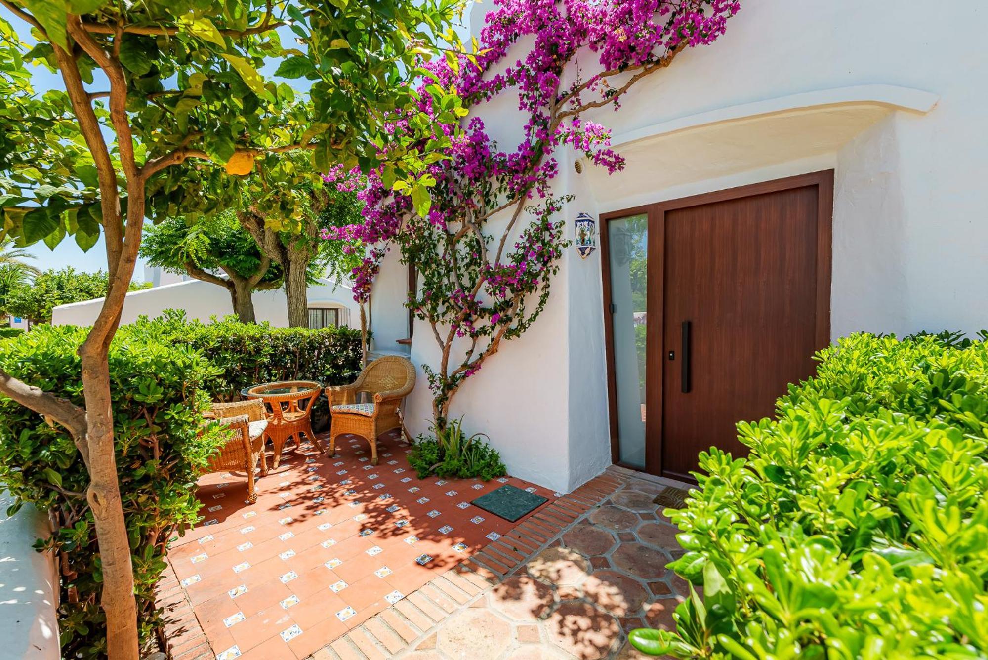 Olas De Calma Apartment Peaceful Retreat Estepona Exterior foto